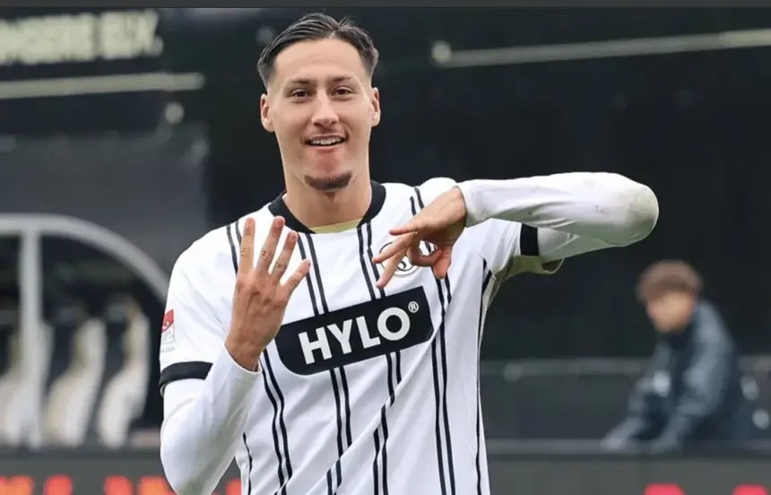 كلوب يضغط لإقناع بن طالب بتمثيل ألمانيا