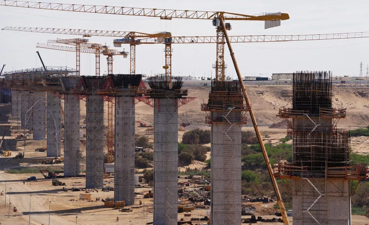 أشغال جسر وادي الساقية الحمراء بالعيون تبلغ 57 في المائة