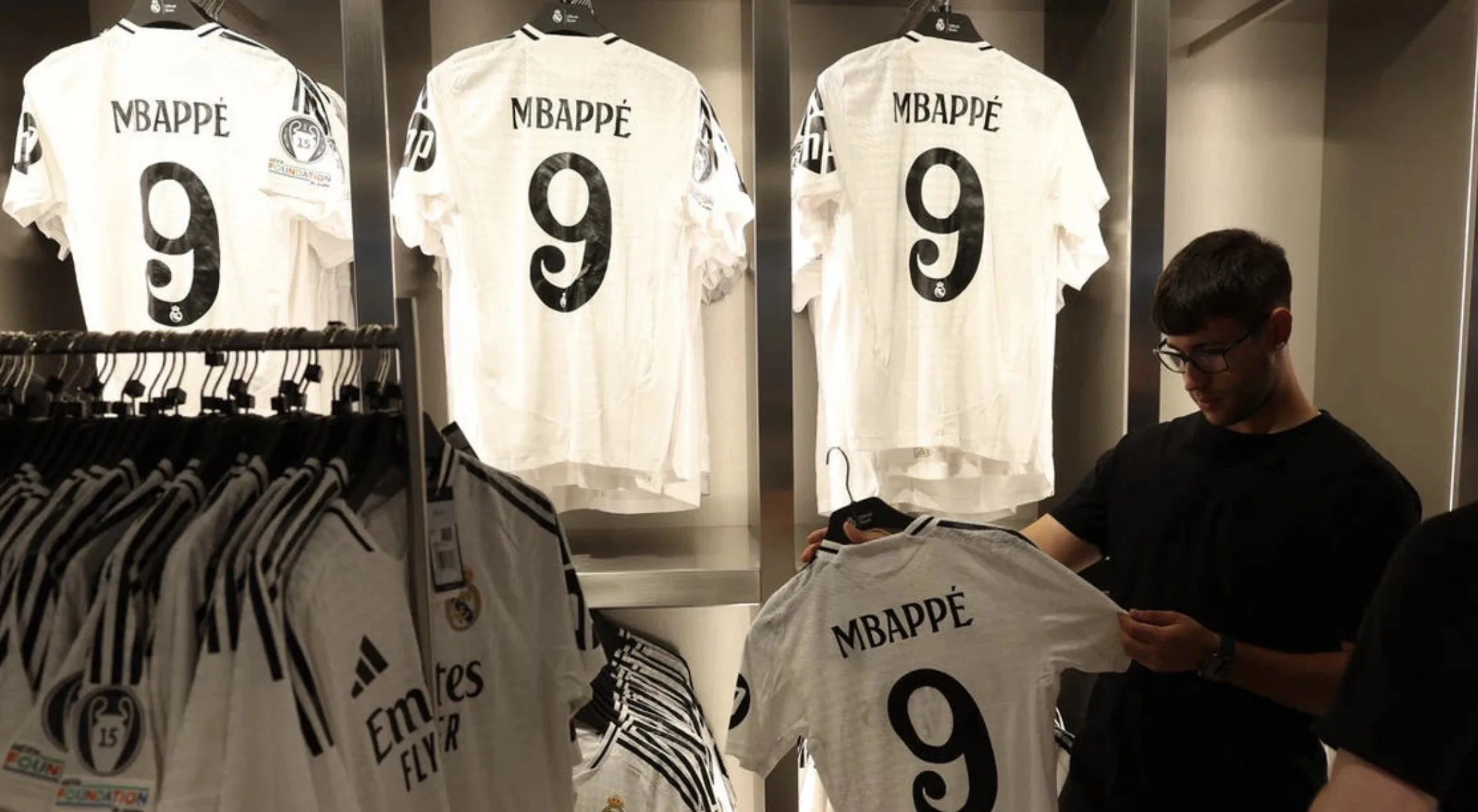 تشاينا ميديا غروب تحذف مباراة لريال مدريد من جدول بث الليغا وتبقي المباريات الأخرى